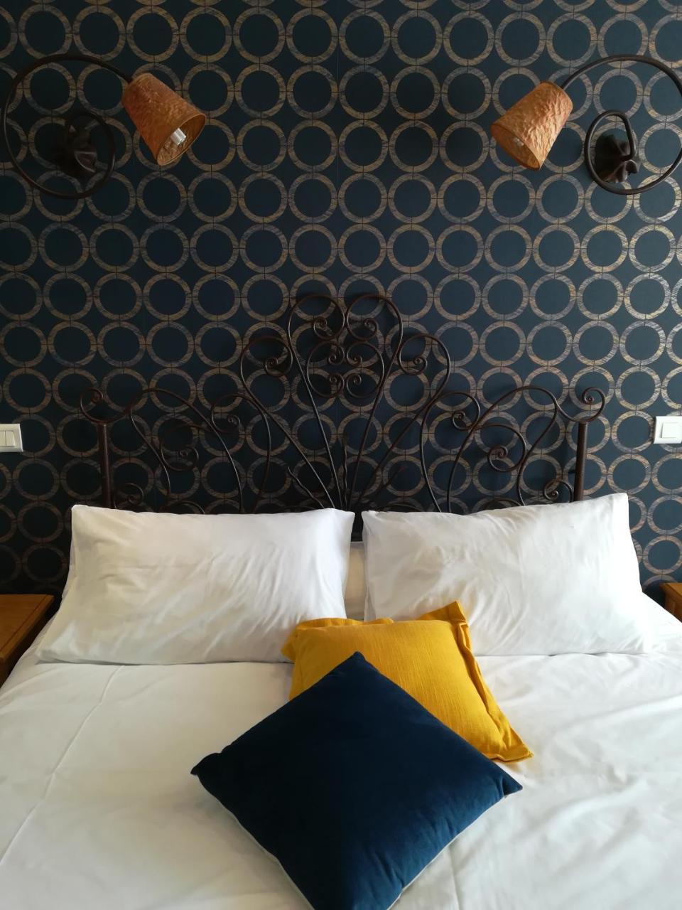 מלון ארל Le Regence מראה חיצוני תמונה
